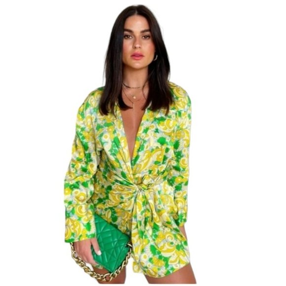 Zara Dresses & Skirts - ZARA | Blogger's Favourite Retro Floral Long Sleeve Mini Wrap Dress (Size L)